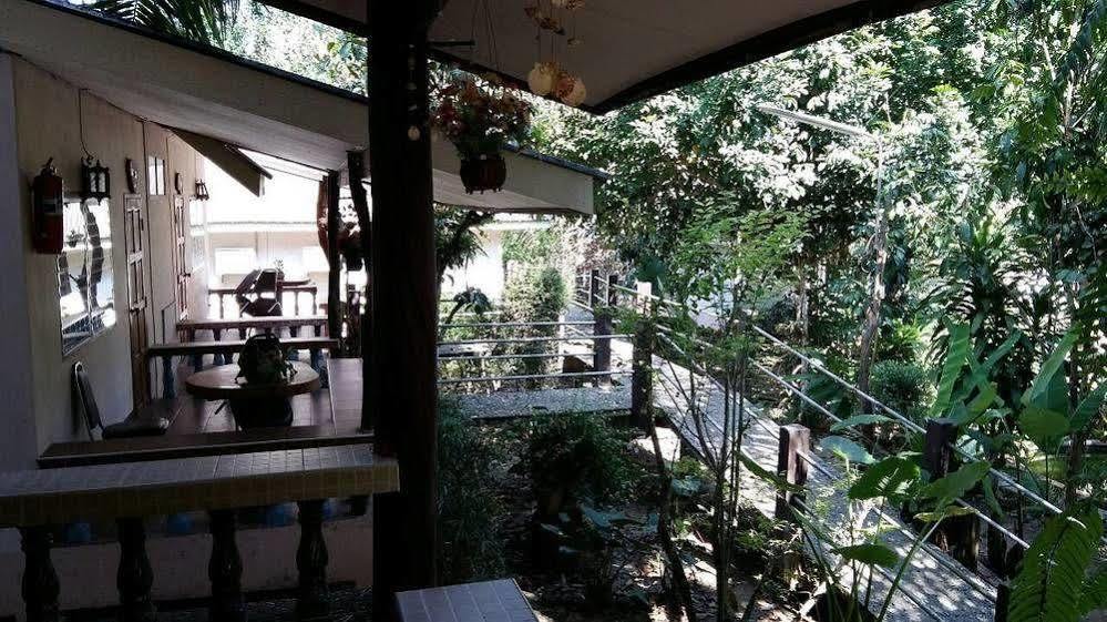 Subtawee Resort Surat Thani Exterior photo